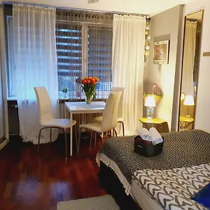 Apartament Centrumtwardastreetcentralstation 10min Wi-fi 1,2gb Sek, Warszawa