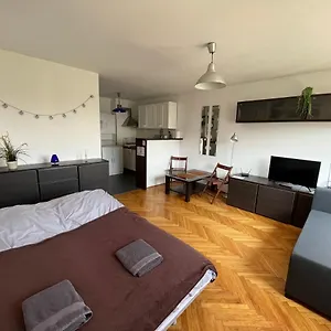 Apartament Uroczy Apartament Blisko Centrum, Warszawa